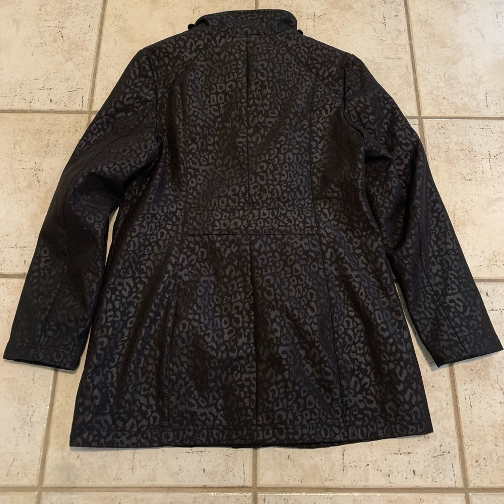 Cleo Black Leopard Print Lightweight Jacket with Pockets, Size M - Picture 3 of 7